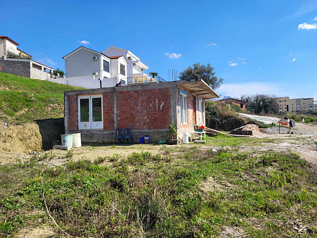 Haus von 80 Quadratmetern mit einem Grundstück von 905 m2 und wunderschönem Panoramablick auf die umliegenden Hügel und das Meer — photo 3